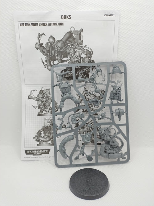 Big Mek with Shokk Attack Gun new on sprue