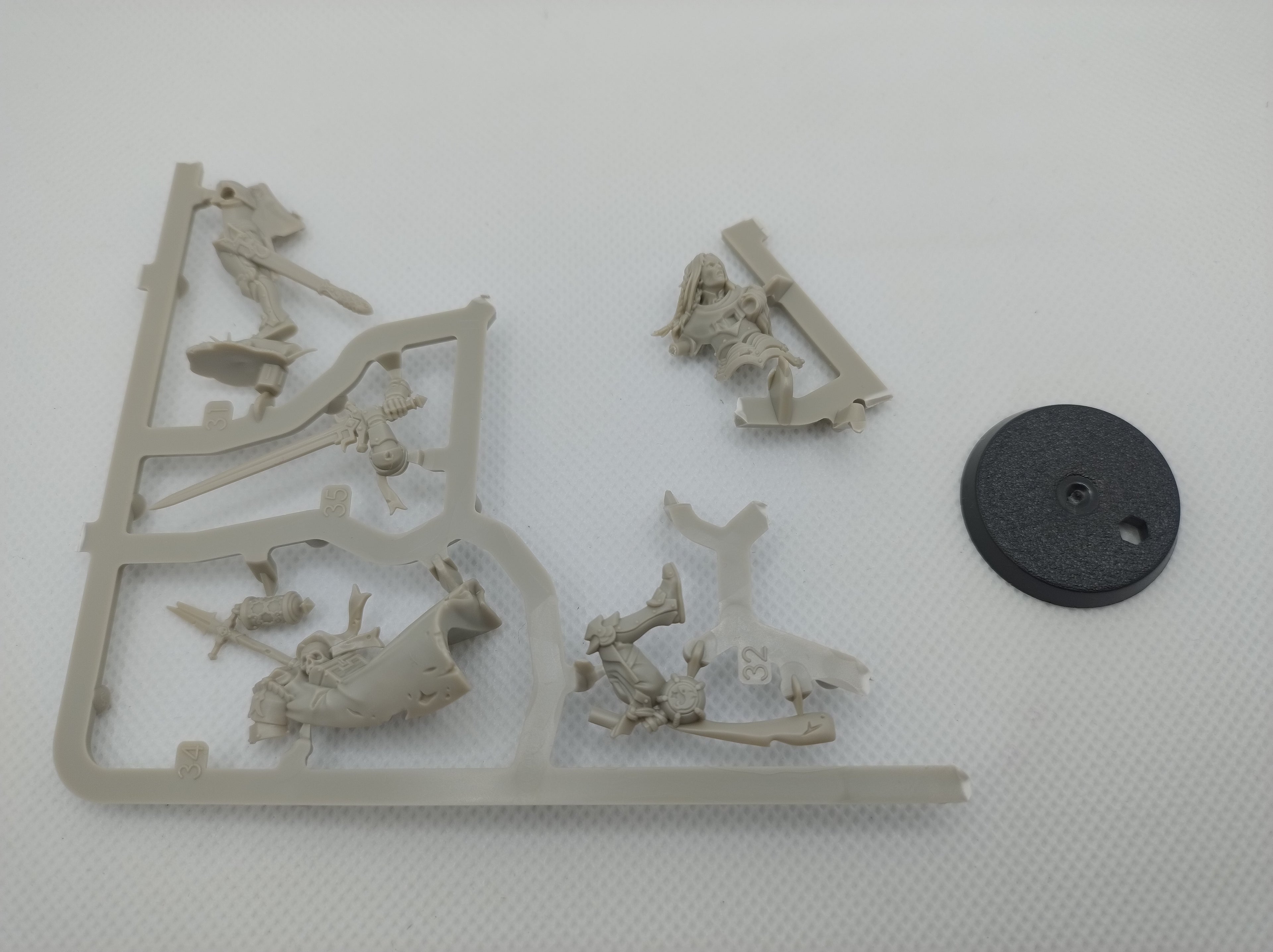 Bren Tylis Darkwater Single New on Sprue