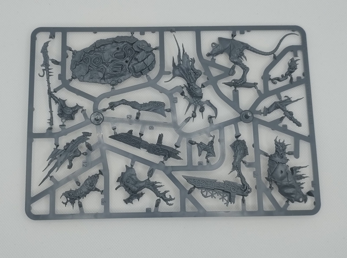 Clawlord on Gnaw-beast Sprue | Skaven AoS – Spruefix