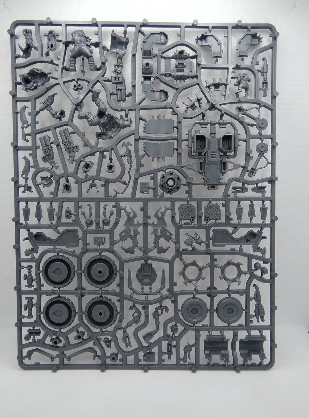 Deffkilla Wartrike new on sprue, back of sprue