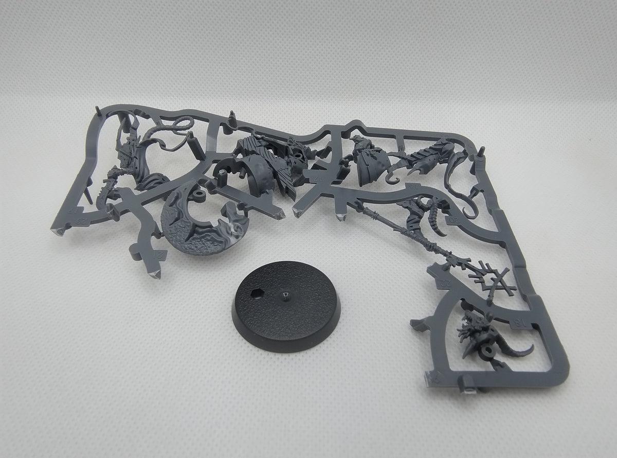 Grey Seer for Skaven new on sprue