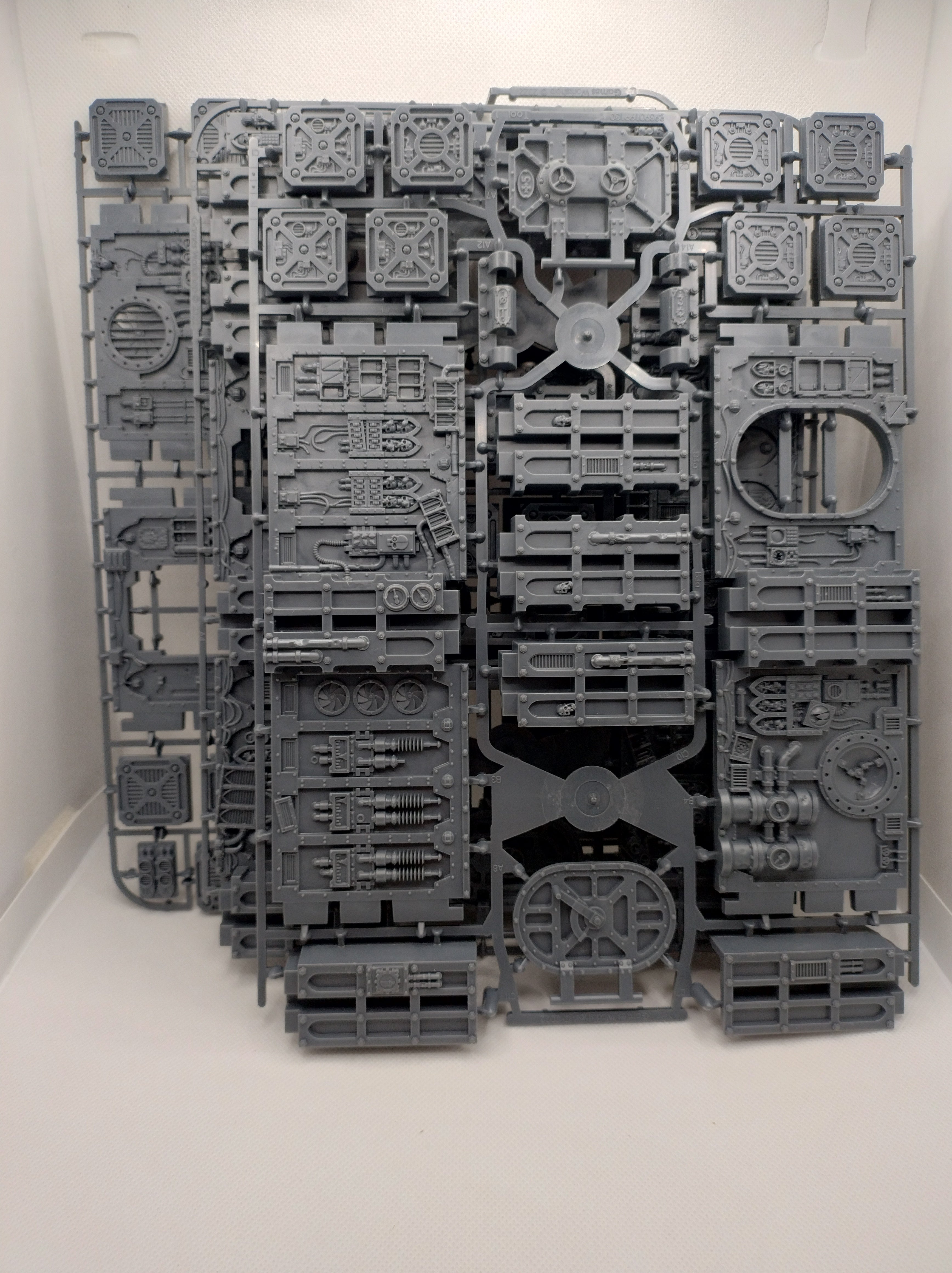 Boarding Actions Terrain Set Three sprues - Killzone Gallowdark