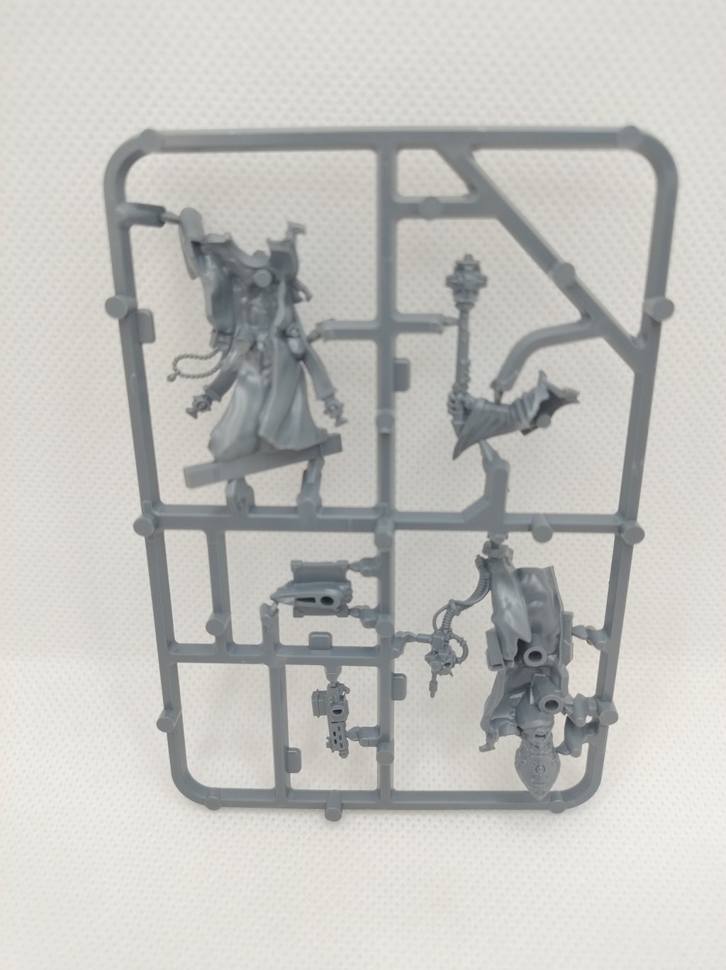 Ministorum Priest - Adepta Sororitas new on sprue