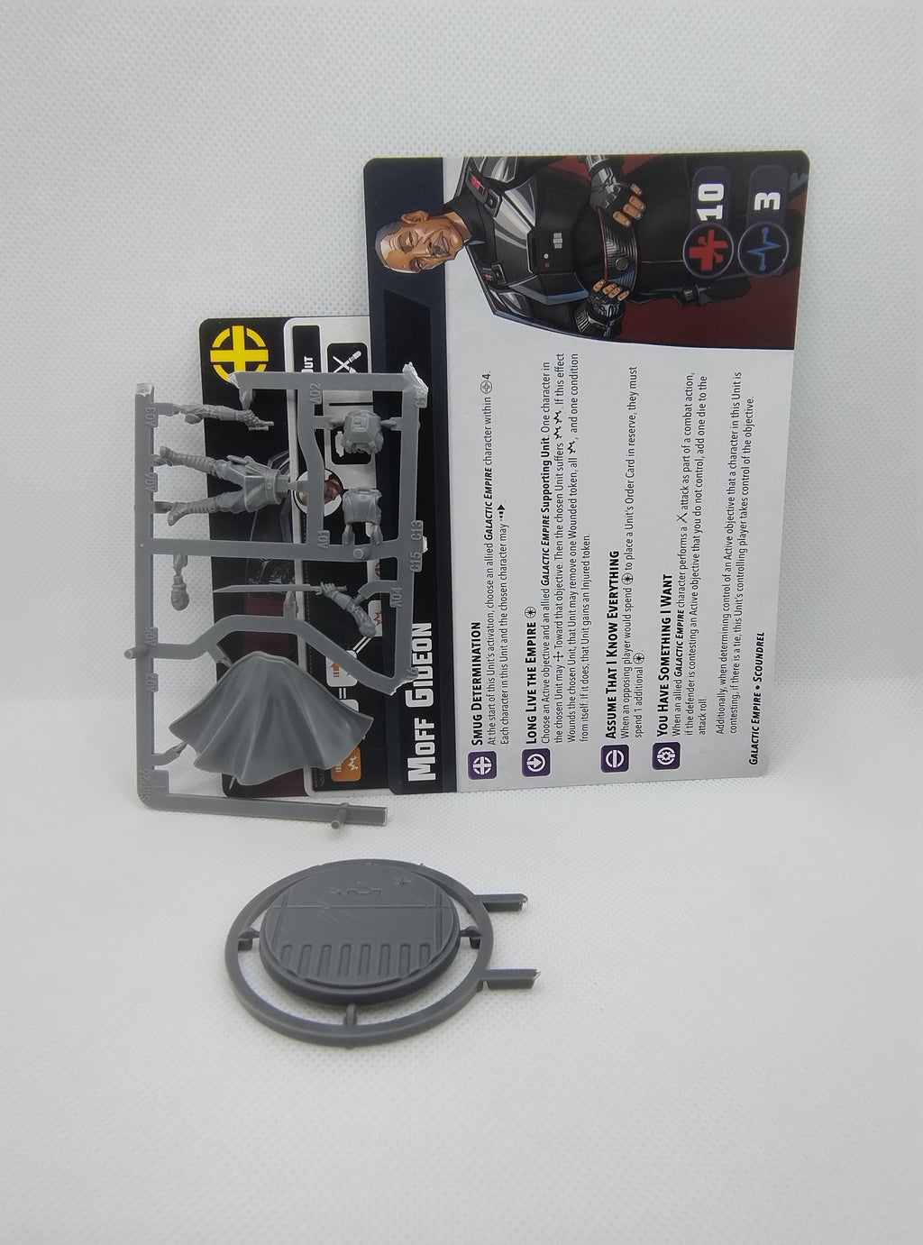 Moff Gideon on sprue with cards for Star Wars Shatterpoint