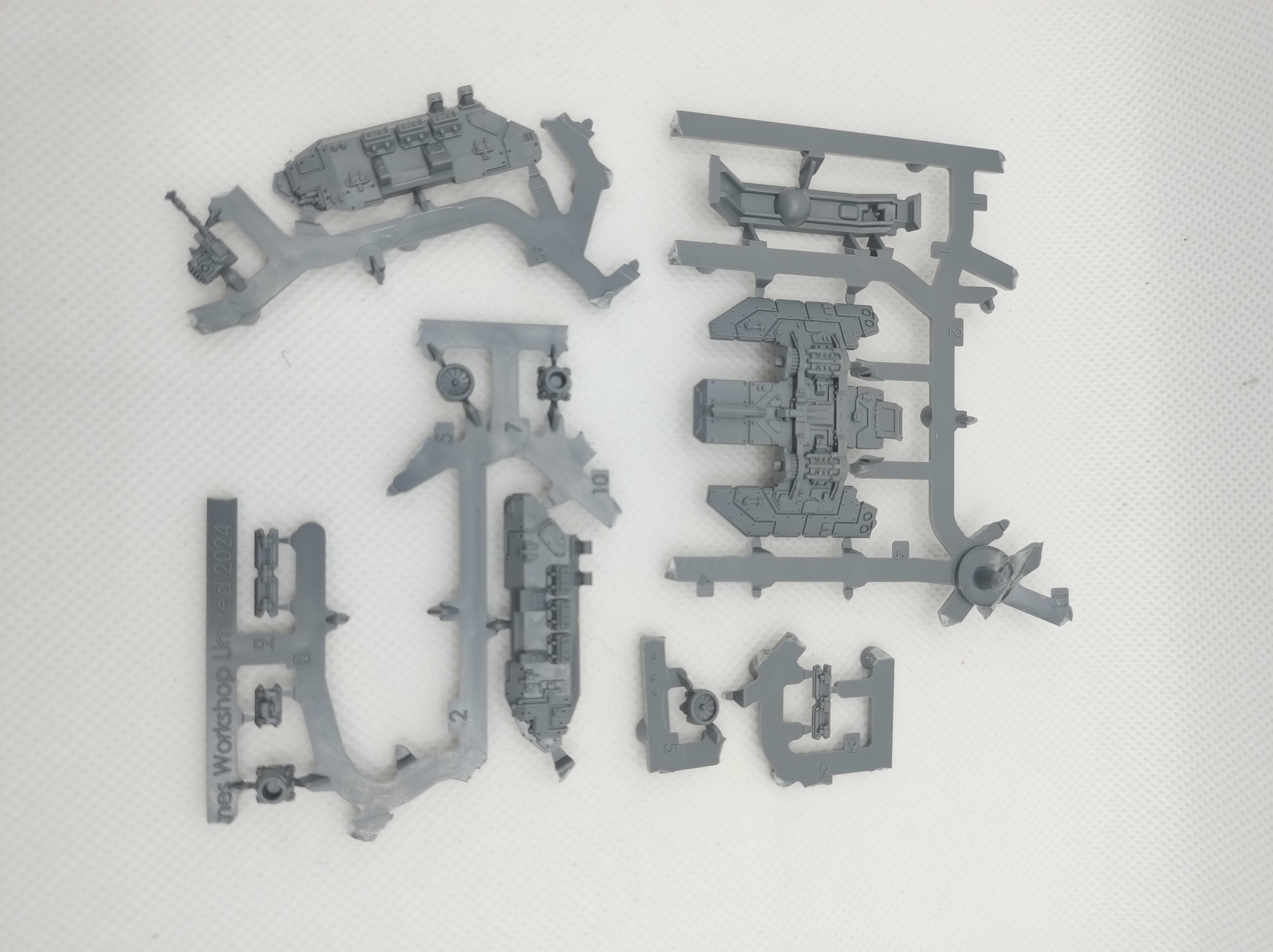 Solar Auxilia Arvus Lighter new on sprue for Legions Imperialis