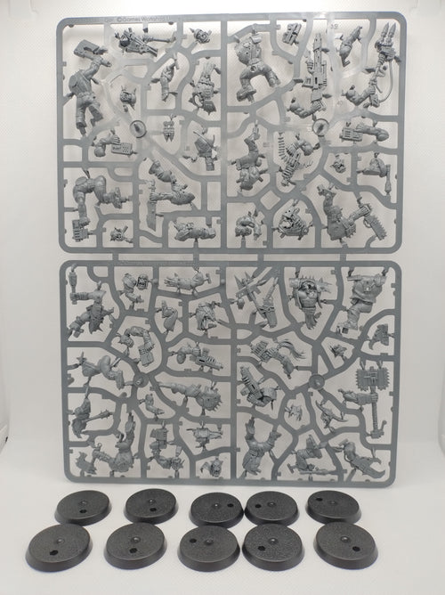 Ten Ork Boyz new on sprue