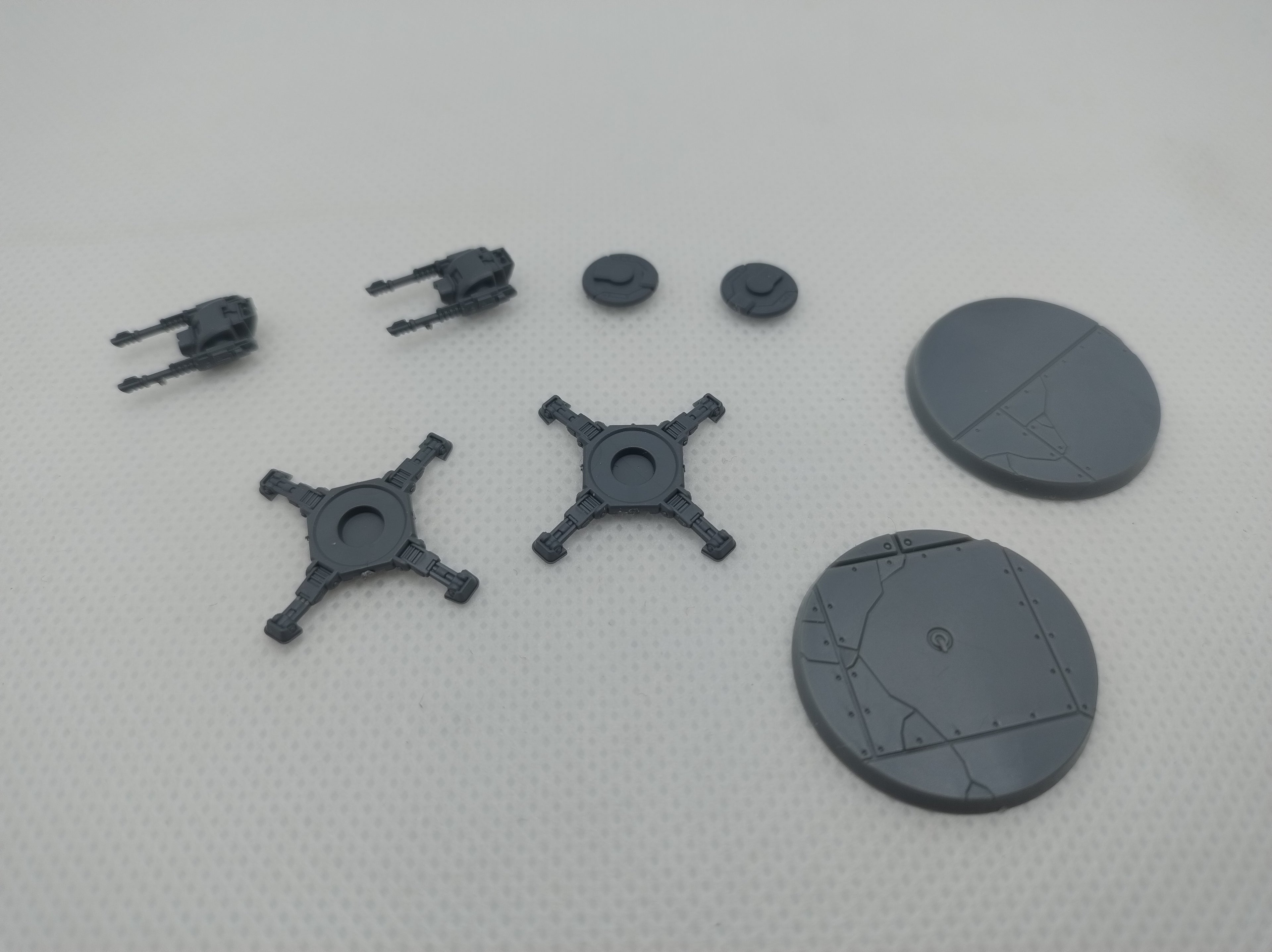 Two Tarantulas with Tarantula Lascannon Battery new on sprue