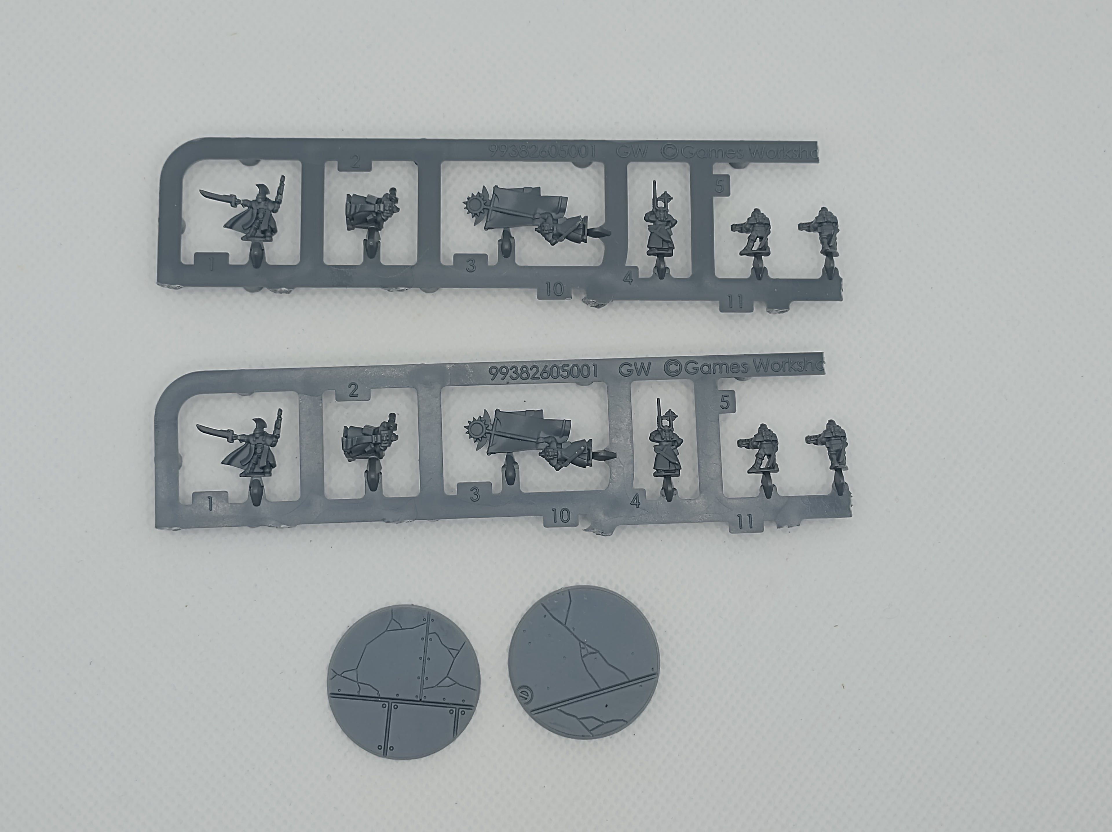 Two bases of Solar Auxilary Command squads new on sprue for legions imperialis