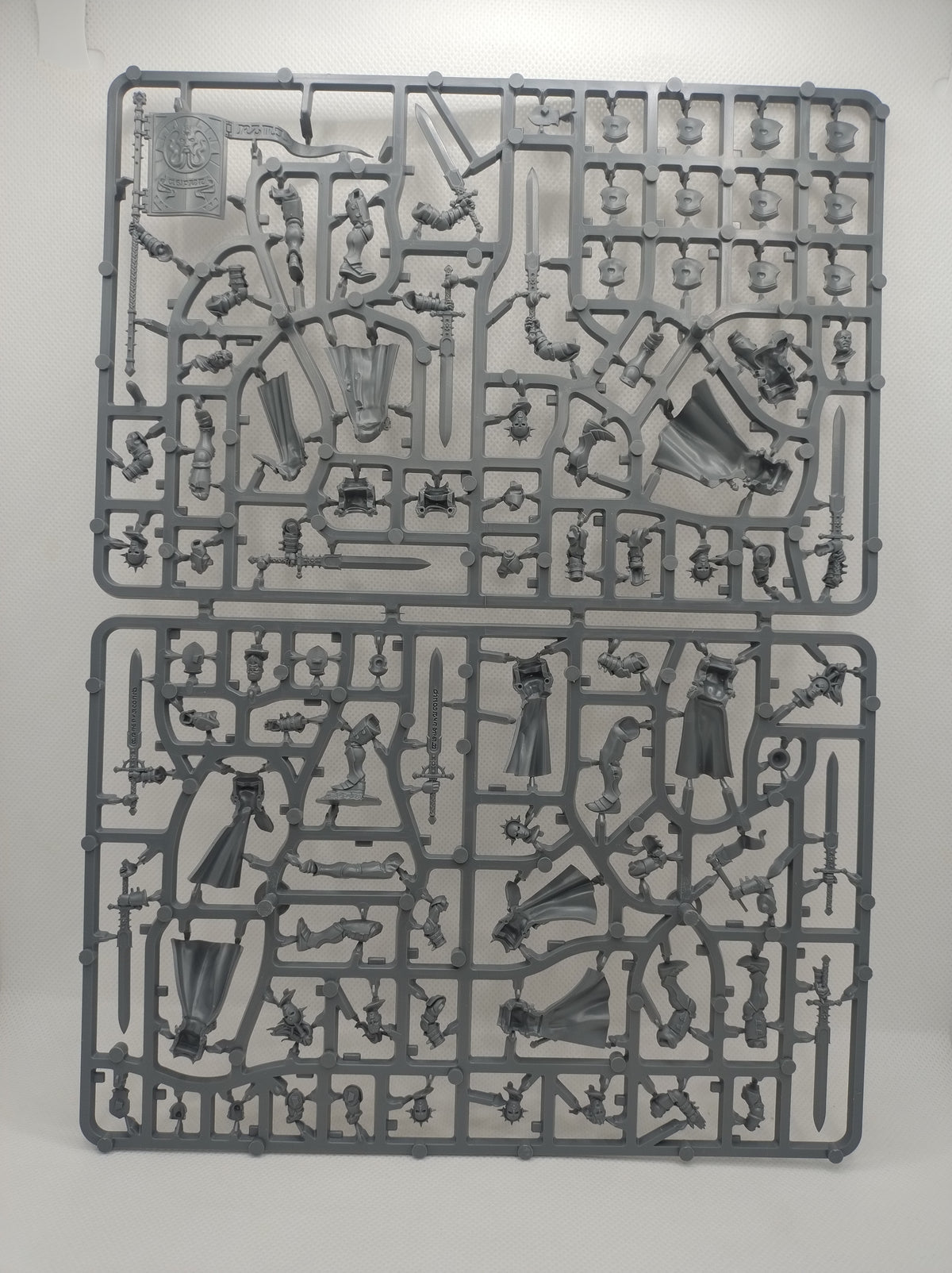 Vanquishers x5 new on sprue