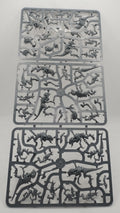 Ten Tyranid Termagants and one ripper swarm new on sprue